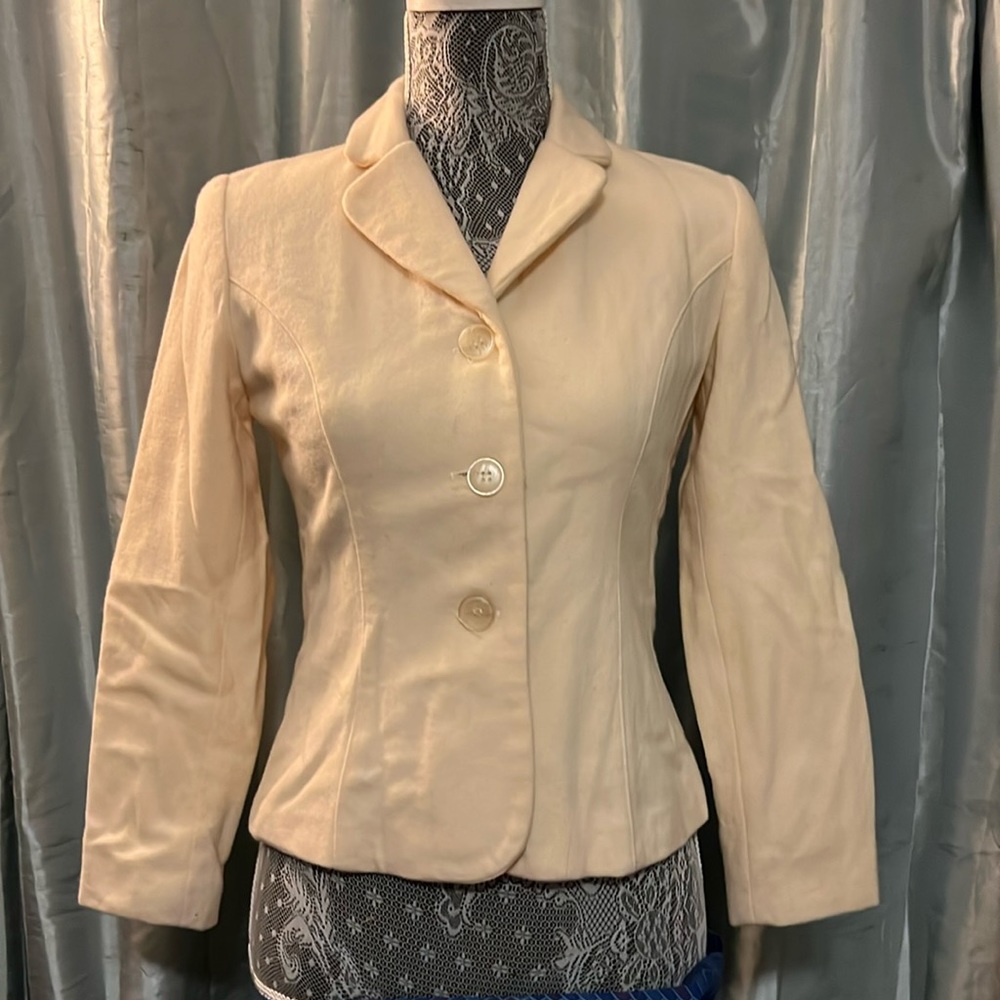 Vintage Savannah 100% wool blazer.
